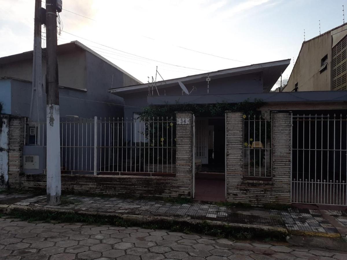 Casa Com Piscina, Confortavel E Otima Localizacao Itanhaém Exterior photo